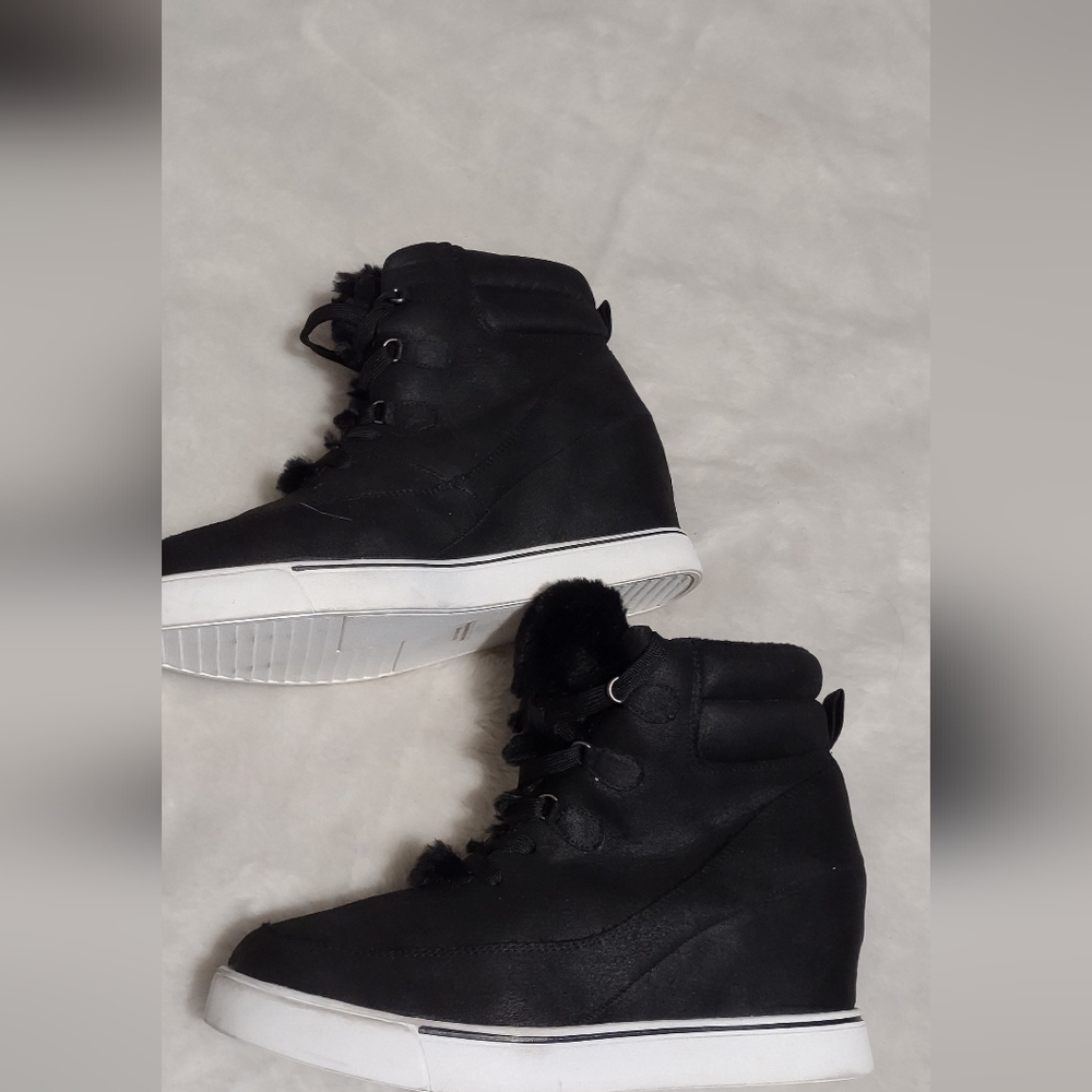 Sugar Boots for women size 10